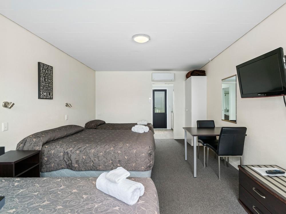 Queenstown Motel Apartments (Adults Only) Exterior foto