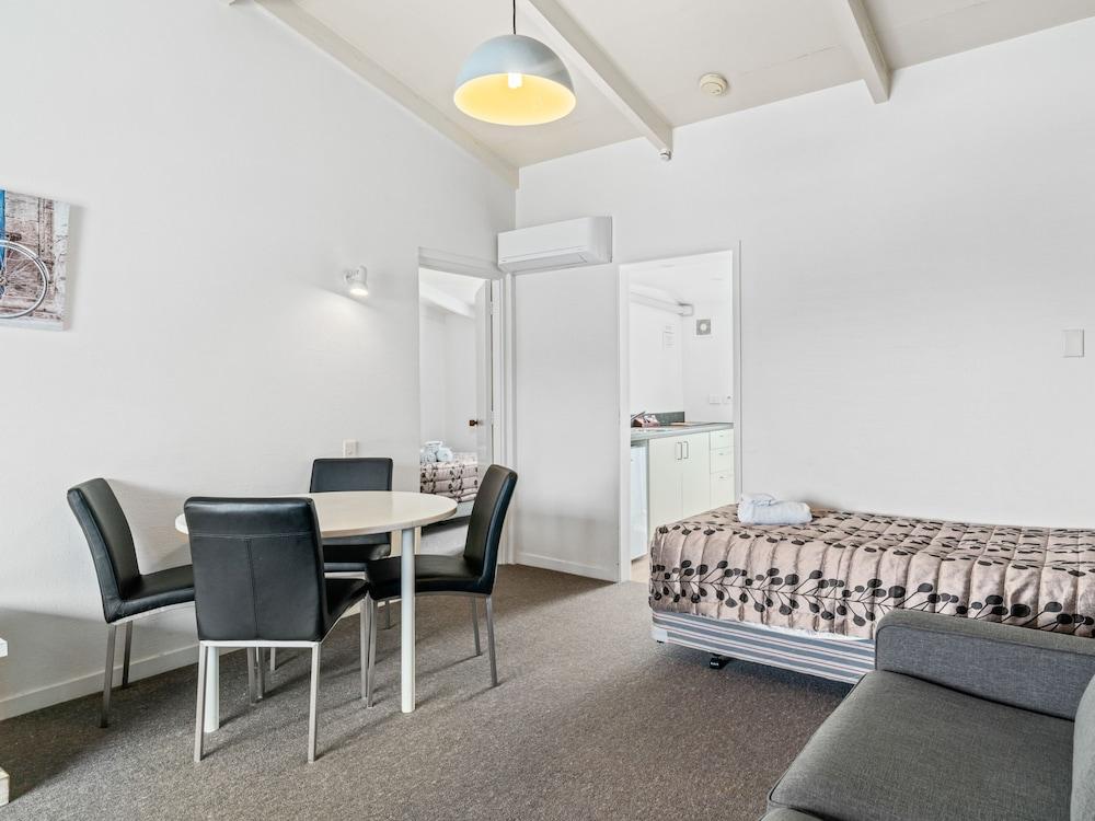 Queenstown Motel Apartments (Adults Only) Exterior foto